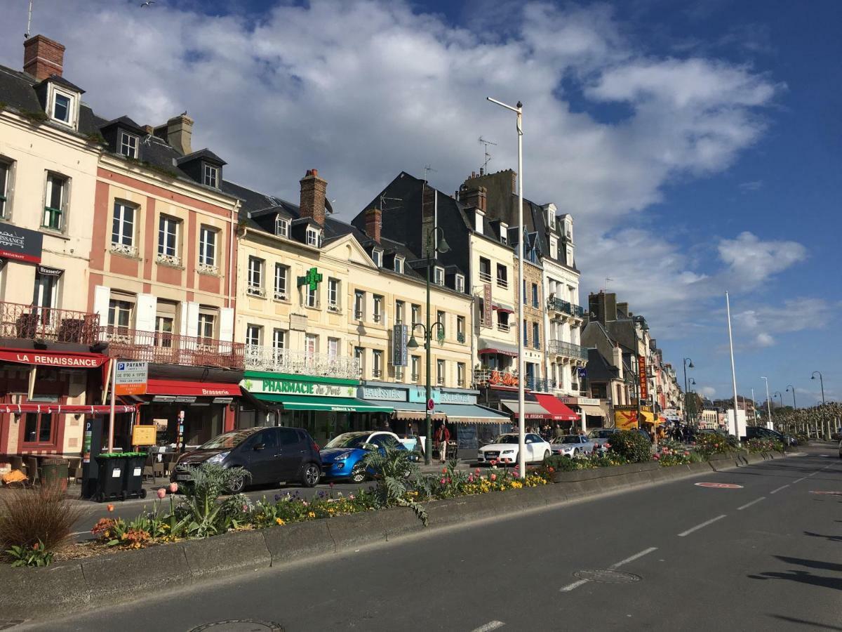L'Etoile De Trouville Buitenkant foto