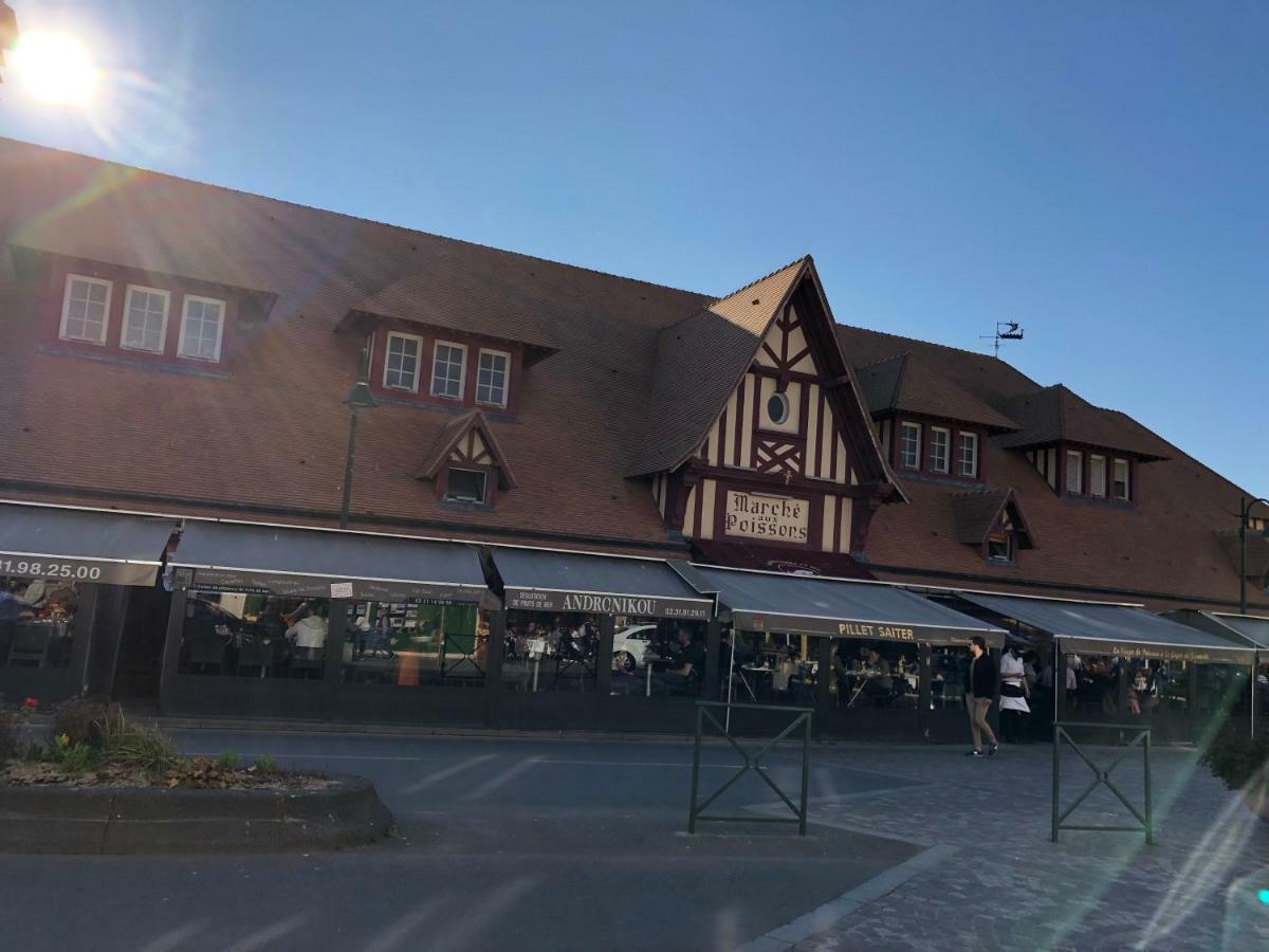 L'Etoile De Trouville Buitenkant foto