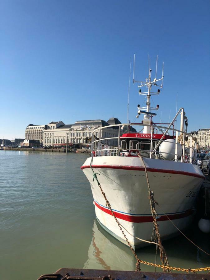 L'Etoile De Trouville Buitenkant foto